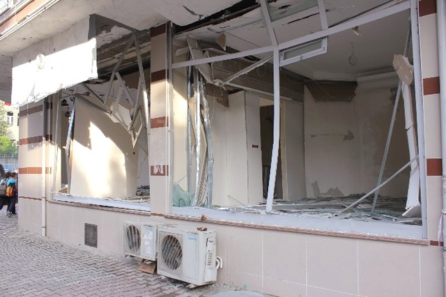 Bombalı Saldırının İzleri Bir Gün Sonra Ortaya Çıktı