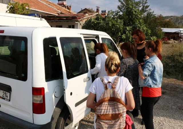 Burdur'da Uyuşturucu Partisine Baskın! Rehin Tutulan Genç Kurtarıldı