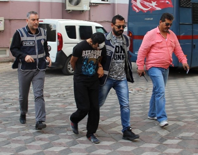 Cinsel Organını Gösterip Kaçan Manisa Sapığı Yakalandı