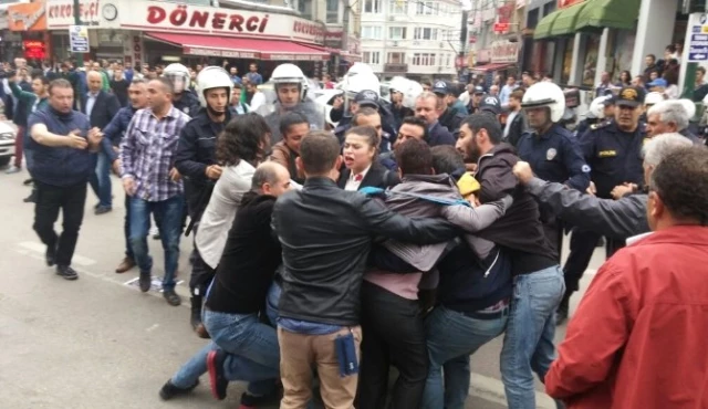 Bursa'da İzinsiz Gösteriye Polis Müdahalesi: 36 Gözaltı