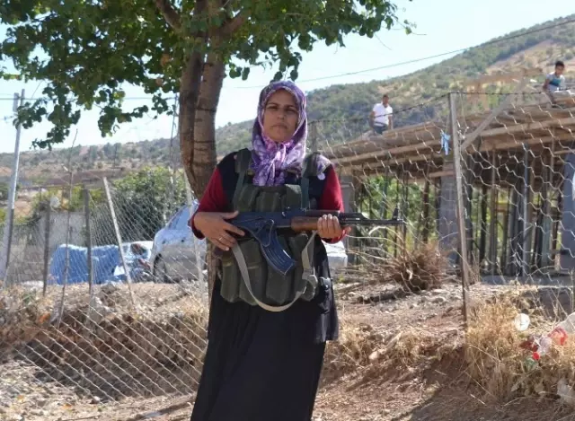 5 Çocuk Annesi Kadın, 9 Yıldır Gönüllü Koruculuk Yapıyor