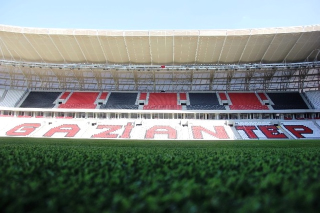 Gaziantep Arena'da Son Rötuşlar Yapılıyor