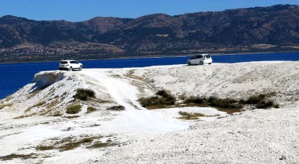 Türkiye'nin Maldivleri Salda Gölü İçin 14 Bin İmza Toplandı