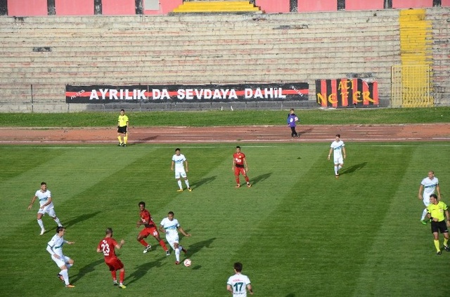 Eskişehirspor, Yarım Asırlık Stadına Galibiyetle Veda Etti