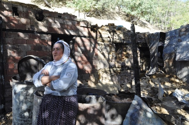 Tek Geçim Kaynağını Kaybedince Gözyaşlarına Boğuldu