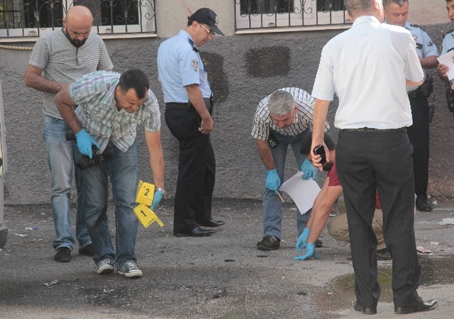 Keşfe Giden Hakimin Aracına Ses Bombalı Saldırı