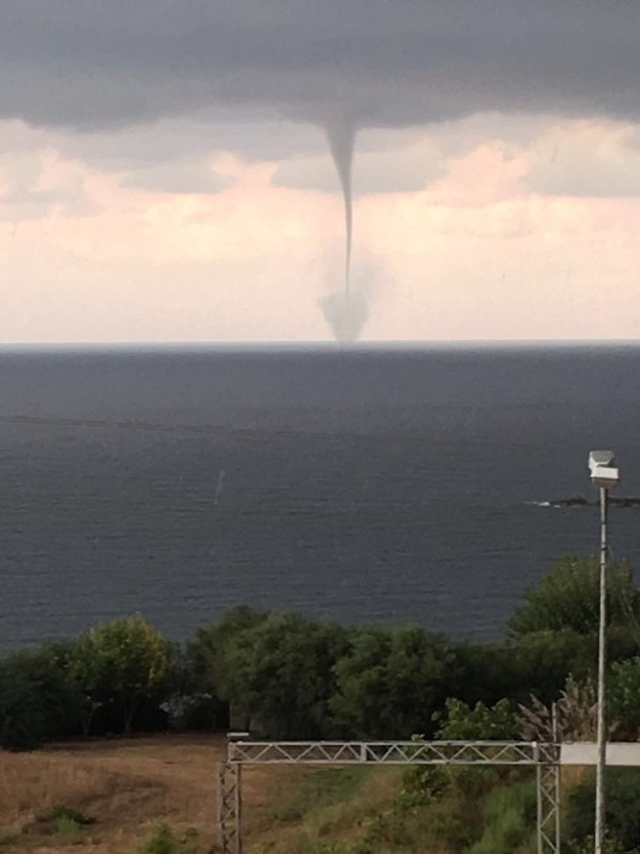 Alanya'da Hortum ve Dolu Sürprizi