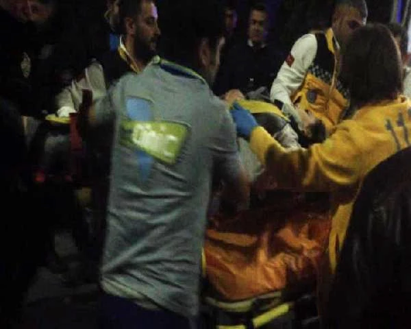 Atatürk Havalimanı'nda Trafik Kazası: 1 Ağır Yaralı