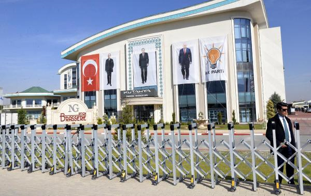 Afyonkarahisar'da AK Parti Kampı Alarmı