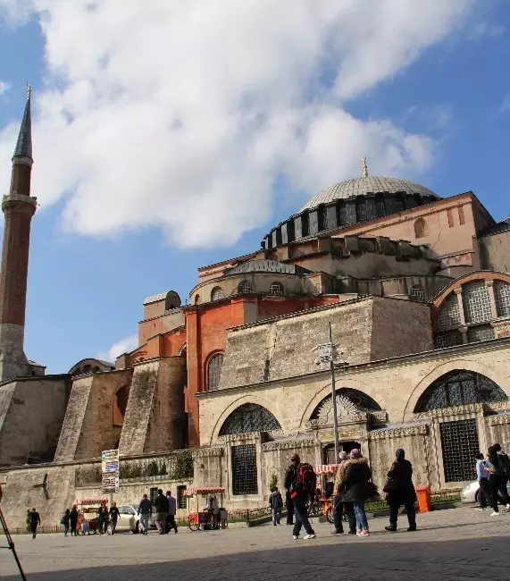 Ayasofya Müzesi Hünkar Kasrı'nda İlk Cuma Namazı Kılındı