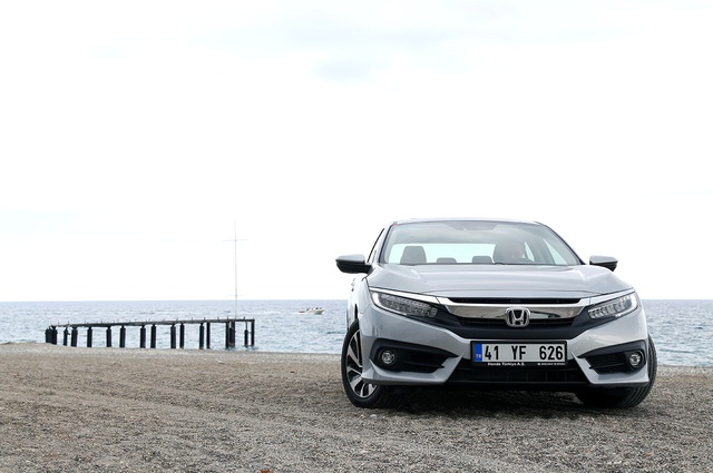 Konseptten Yollara: Honda Cıvıc Sedan