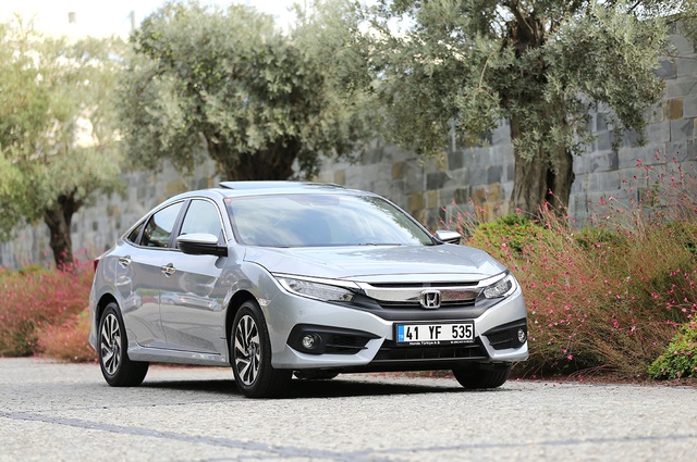 Konseptten Yollara: Honda Cıvıc Sedan