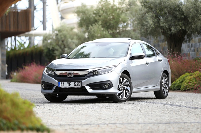 Konseptten Yollara: Honda Cıvıc Sedan