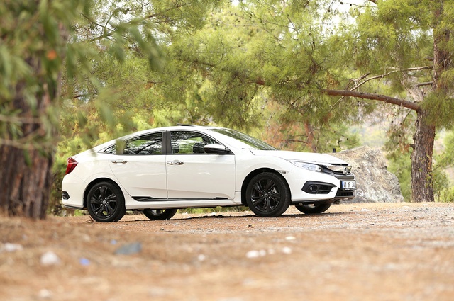 Konseptten Yollara: Honda Cıvıc Sedan