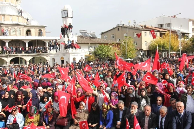 Bingöl'ün Genç İlçesinde Teröre Lanet Mitingi! Binler Sokağa Döküldü