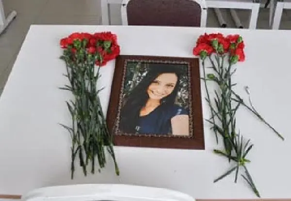 Liseli Hande'nin Okulunda Yas! Arkadaşları Göz Yaşlarına Boğuldu