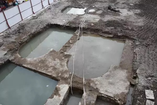 İnşaatın Temelinde Tarihi Eser Çıktı, 'Şapel' Olduğu Düşünülüyor