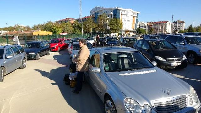 Gurbetçiler Rahat Olduğu İçin Oto Treni Tercih Ediyor