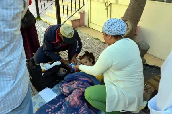 Hemşire Kıyafeti Giyip 4 Ay Hastanede Çalıştı