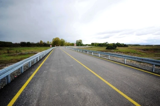 Yeşilırmak Üzerine Yapılan 10 Milyon TL'lik Hacılıçay Köprüsü Hizmete Açılıyor