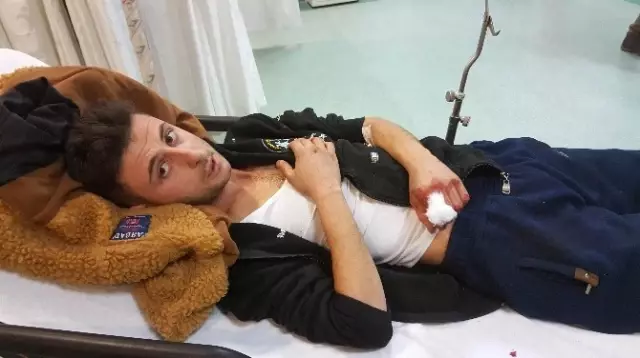 Bariyerin Ok Gibi Saplandığı Araçtan Sürücü Sağ Çıktı