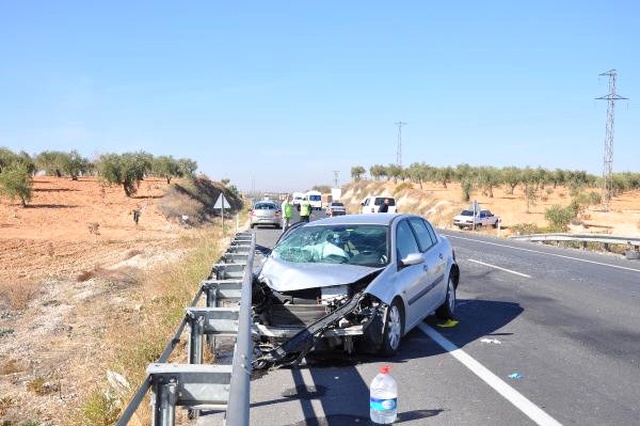 Doğum Yolunda Kaza: Karnındaki Bebeğiyle Öldü