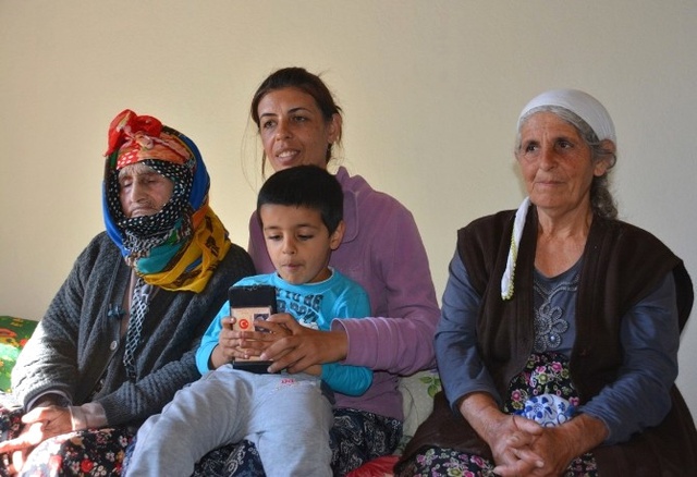 122 Yaşındaki Fidan Nine Uzun Yaşamın Sırrını Yoğurt ve Doğal Gıdalara Bağlıyor