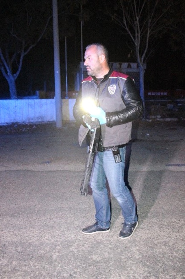 Karaman'da Çıkan Silahlı Kavgada 1'i Ağır 3 Kişi Yaralandı