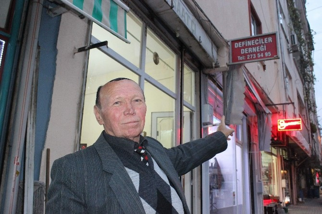 Milyoner Olma Hayali Kurmayanlar Defineciler Derneğine Giremiyor