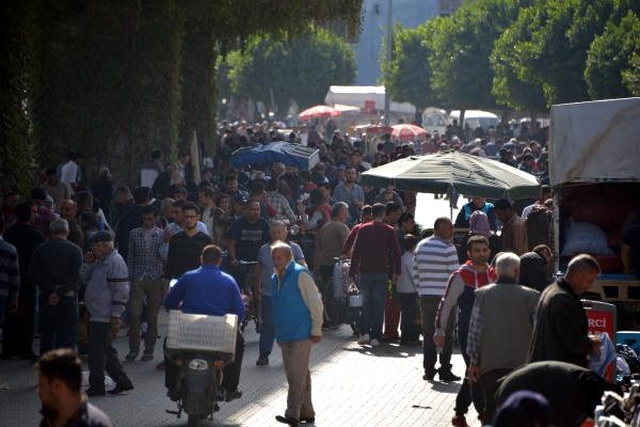 Zabıtanın Müdahale Ettiği İşportacıların Malları Yağmalandı