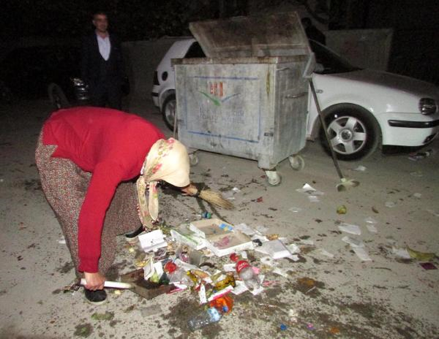 Düğün Gecesi Arkadaşlarından Damada Etekli İşkence