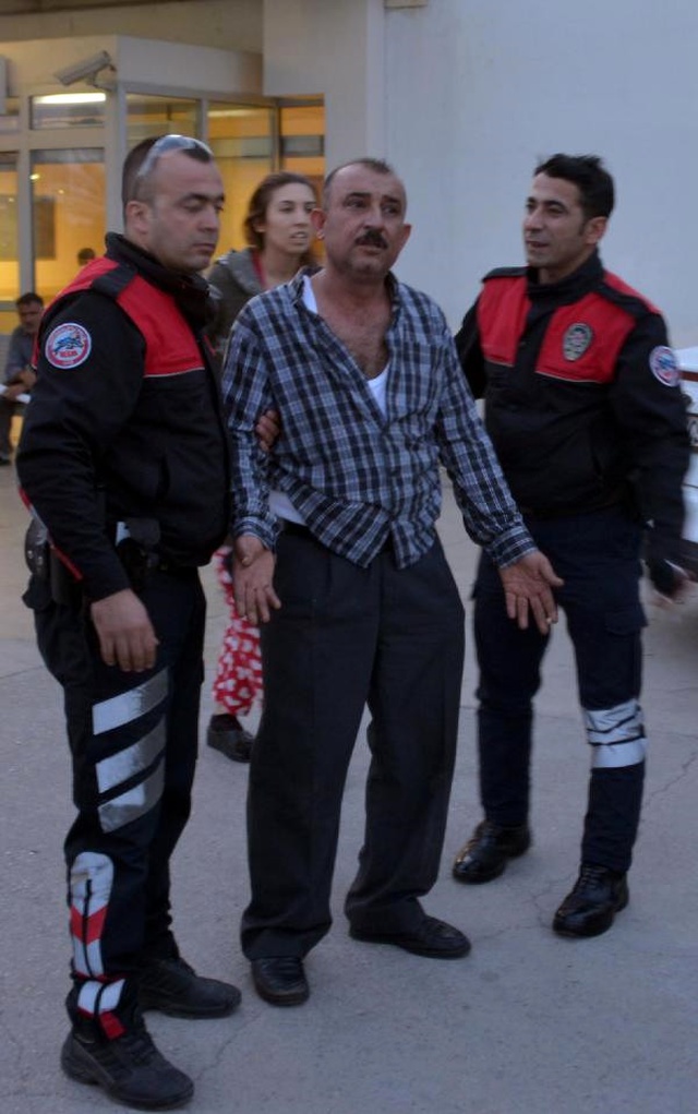 Talihsiz Kadının Katili, Hastanede Başında Sinir Krizi Geçiren Kocası Çıktı