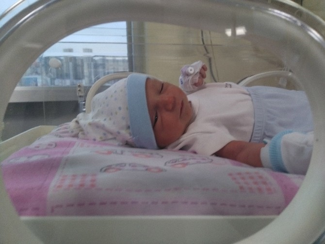 Vicdansız Anne Yeni Doğan Bebeğini Çöpe Attı