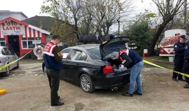 Hendek'ten Patlak Lastik ve Yaralı Arkadaşıyla Kaçan Sürücü, Düzce'de Yakalandı