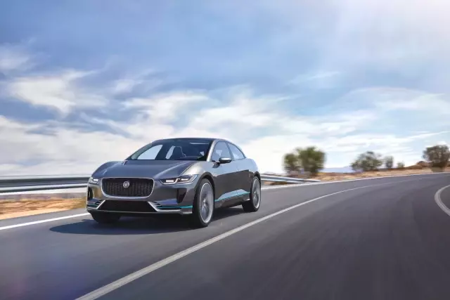 Jaguar Elektrikli Modelini Tanıttı