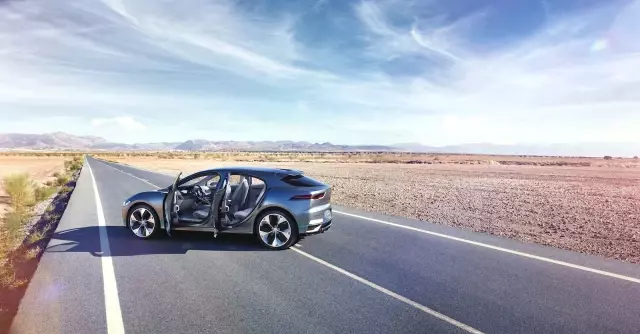 Jaguar Elektrikli Modelini Tanıttı