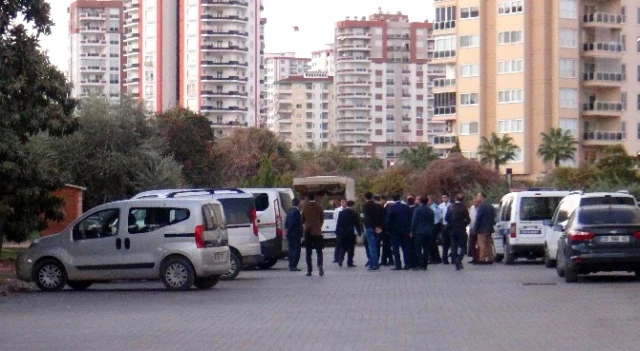CHP'li Belediye Başkanının Makam Aracına Haciz Geldi