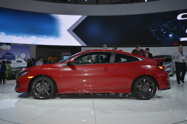 2017 Honda Civic Si Hala Prototip Mi?