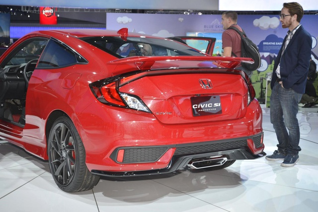 2017 Honda Civic Si Hala Prototip Mi?