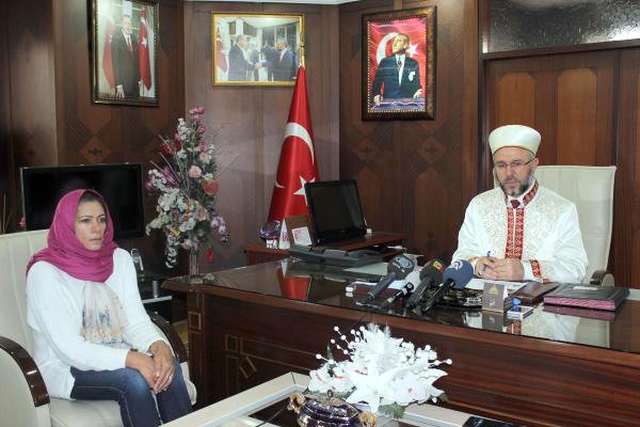 Brezilya Vatandaşı, Müslüman Oldu; 'Makyaj Yapabilir miyim?' Diye Sordu