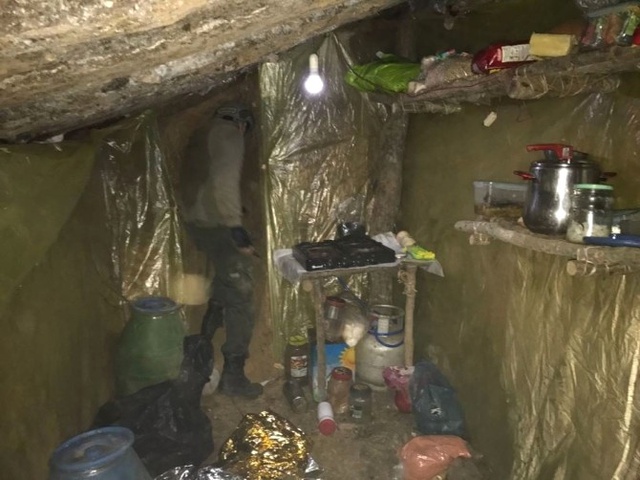 Terör Örgütünün 11 Odalı Sığınağından Cephane Çıktı