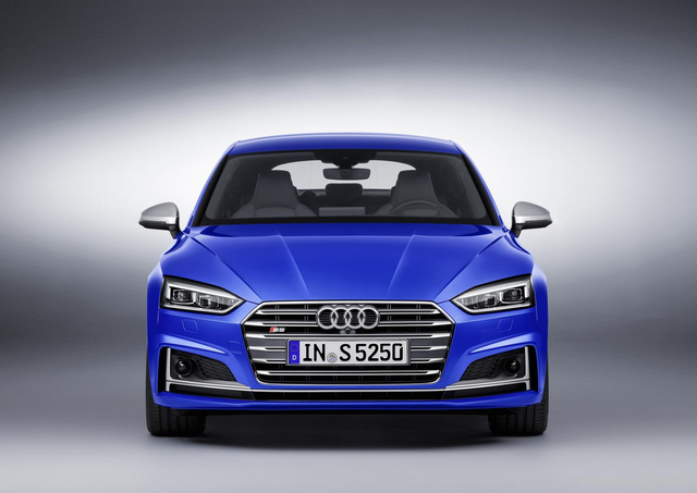 Yeni Audi S5 Los Angeles Otomobil Fuarı'nda Sahne Aldı