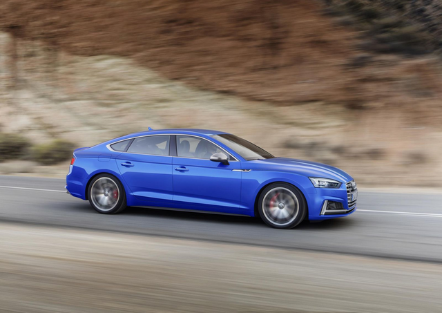 Yeni Audi S5 Los Angeles Otomobil Fuarı'nda Sahne Aldı