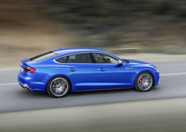 Yeni Audi S5 Los Angeles Otomobil Fuarı'nda Sahne Aldı