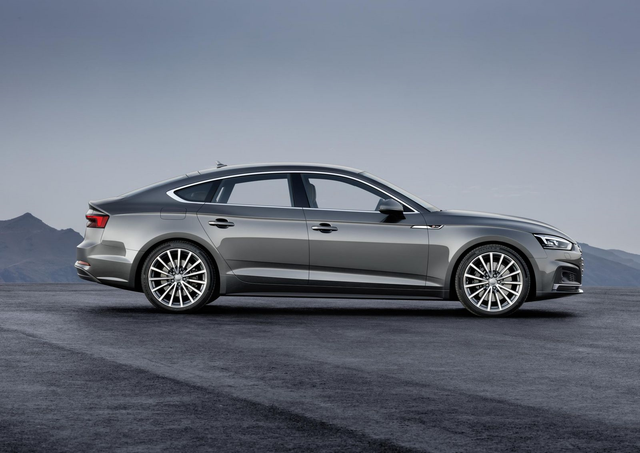 Yeni Audi S5 Los Angeles Otomobil Fuarı'nda Sahne Aldı
