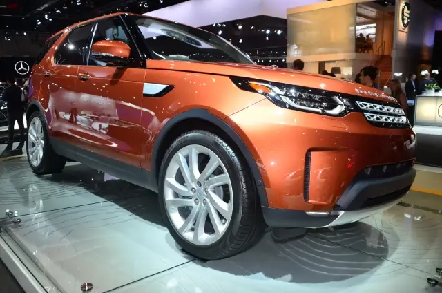 Yeni Land Rover Discovery Los Angeles'da Sahne Aldı