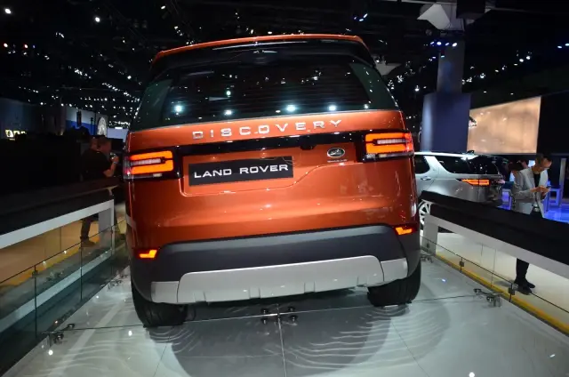 Yeni Land Rover Discovery Los Angeles'da Sahne Aldı