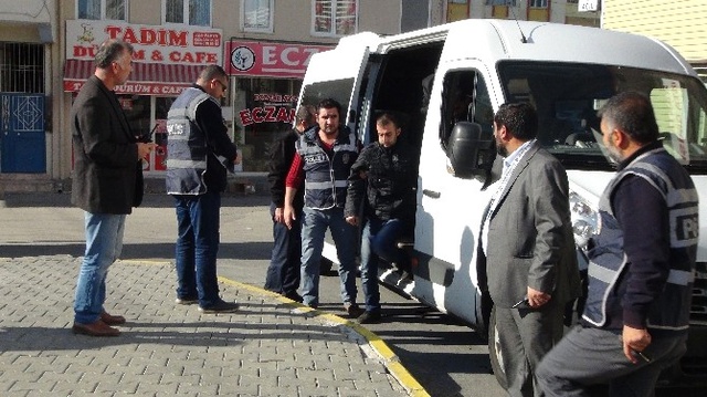 1,5 Milyon Dolarlık Gaspın Zanlıları Polis Çıktı