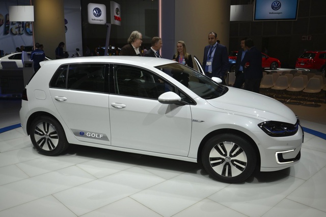 Volkswagen E-Golf'ün Menzili Arttı