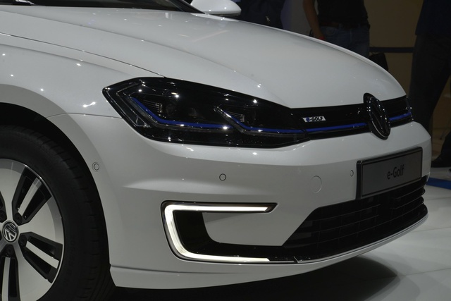 Volkswagen E-Golf'ün Menzili Arttı